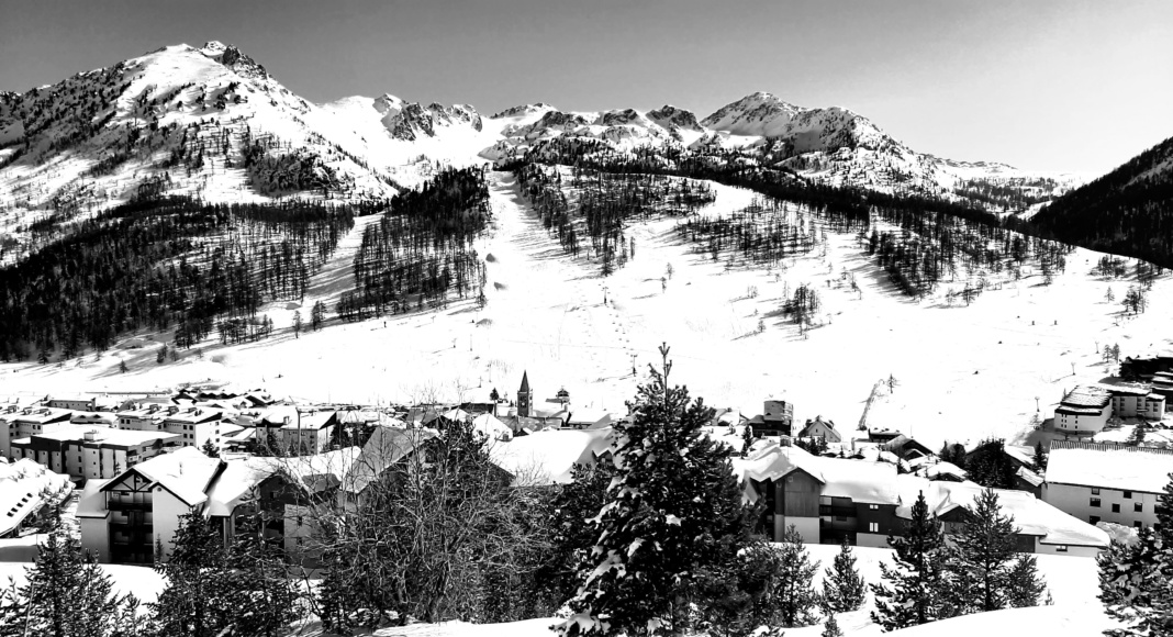 PAF et marcheurs blancs, traques contre traques