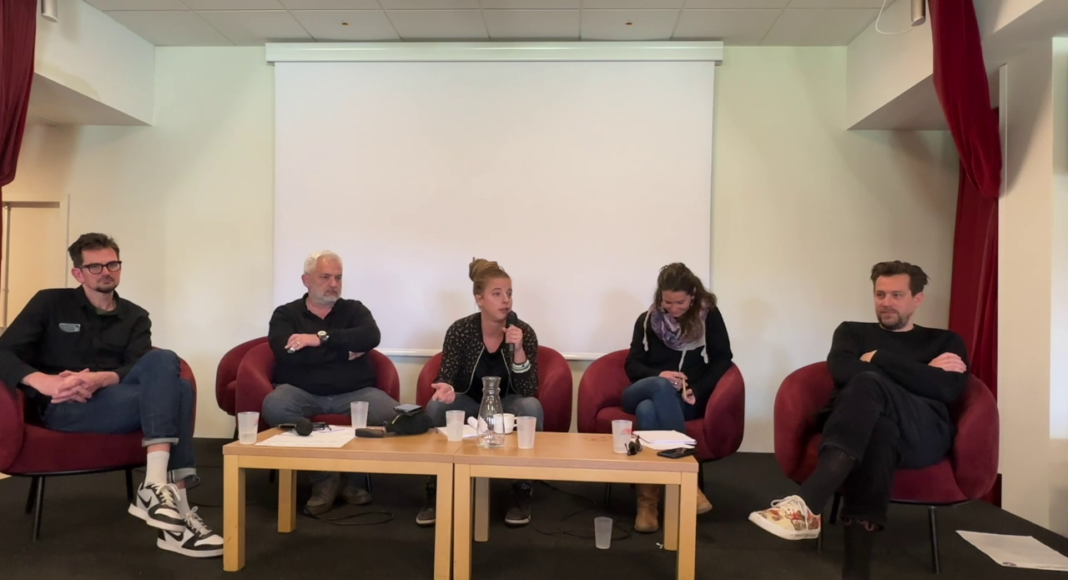 Nous sommes encore là … et nous ne sommes pas seuls !